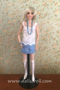 Doug James - Violett & Gabby - Troubadour Violett - Doll